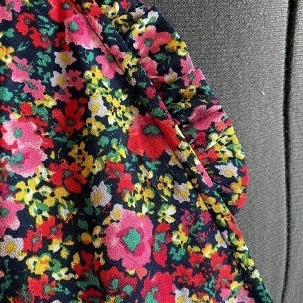 Bobeau top size 1X floral hundred percent polyester blouse - Picture 2 of 7